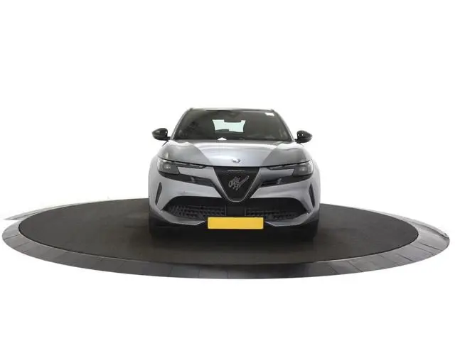 Alfa Romeo Junior
