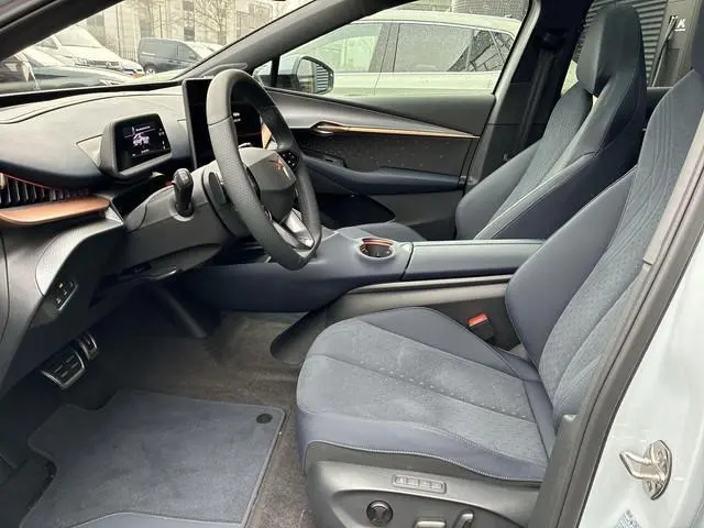 Cupra Tavascan
