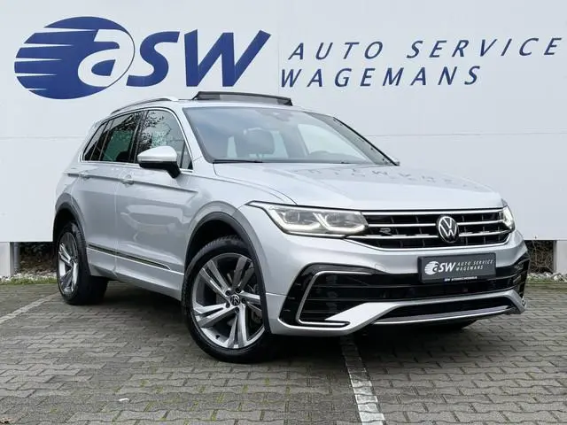 Volkswagen Tiguan 1.4 TSI eHybrid R-Line Bns | Pano | ACC | Matrix LED | Winter Pack | Camera