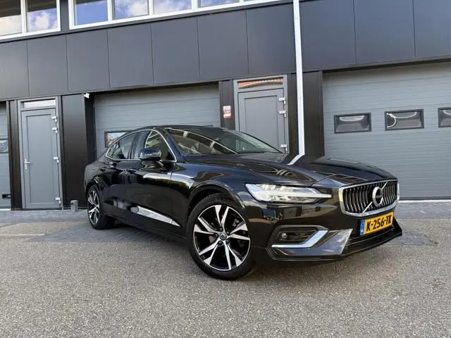 Volvo S60 2.0 B4 Inscription Nieuwe HV Accu, Keyless, Camera, Enz...