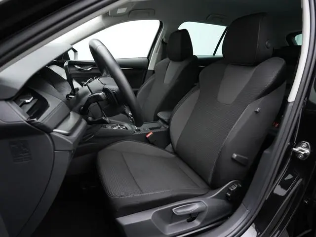 Skoda Octavia Combi 1.0 e-TSI 110 pk DSG Business Edition | Adaptive Cruise | Elektrische achterklep...