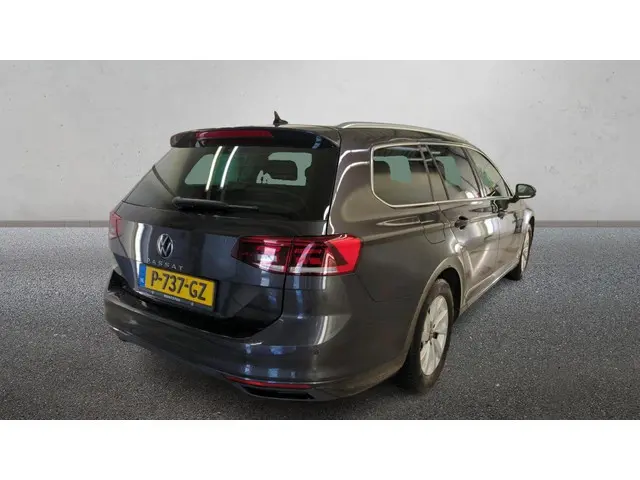 Volkswagen Passat Variant 1.5 TSI Business 7-DSG VIRTUAL NL AUTO