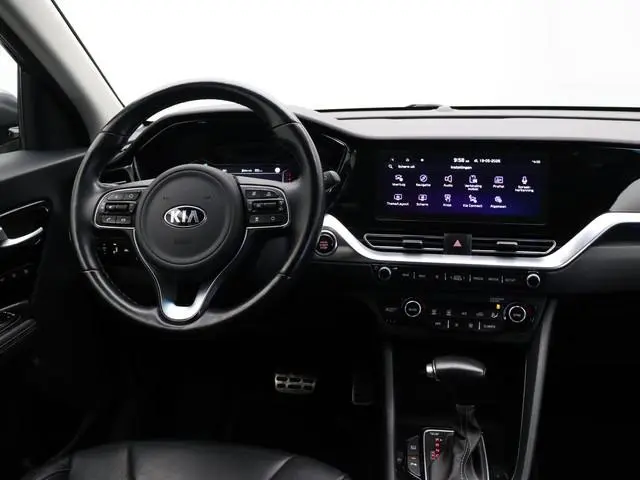 Kia Niro 1.6 GDi Hybrid ExecutiveLine | Lederen Bekleding | Stoelverwarming | All Season Banden |