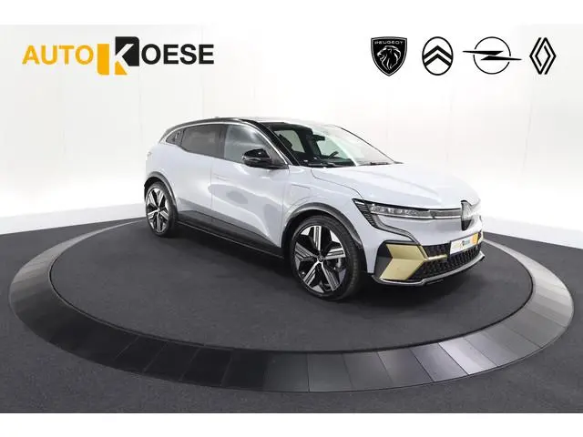 Renault Megane E-Tech EV60 Optimum Charge Iconic | 360 Camera | Harman Kardon | Stoelmassage | Dodeh...