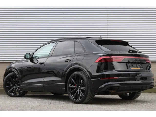 Audi Q8 60 TFSI e quattro Pro Line S Competition | 100% SOH | Panoramadak | Head-Up | B&O | 360 Came...