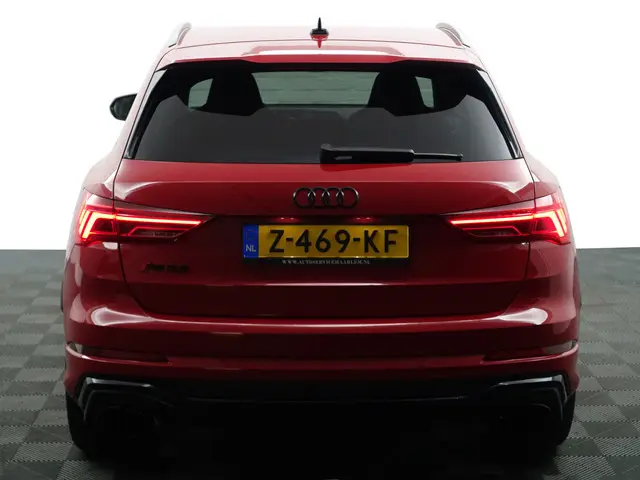 Audi RSQ3