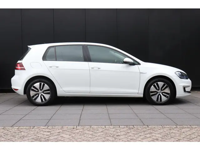 Volkswagen e-Golf