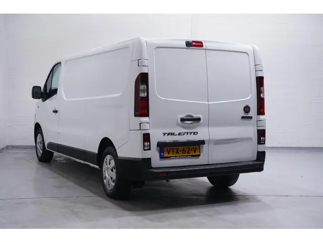 Fiat Talento 2.0 MultiJet 120 pk L2H1 SX Navi, Camera Airco ECC, Cruise Control, 3-Zits