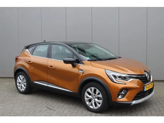 Renault Captur 1.0 TCe 90PK Intens Gr.-navigatie/Stoel-stuurverwarming/Camera/Navigatie/Parkeerhulp