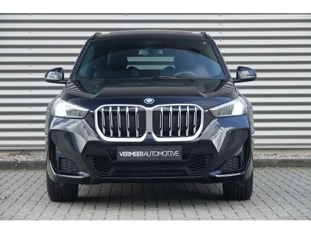 BMW X1 xDrive25e | M-Sport | Panodak | Trekhaak | Camera | Leder |