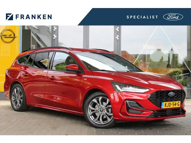 Ford Focus Wagon 1.0 EcoBoost Hybrid ST Line X | Head-Up | Adaptieve cruise | Trekhaak | Winterpack