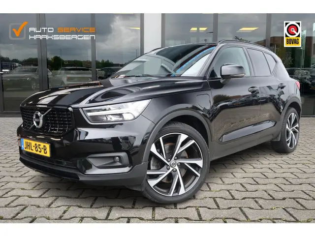 Volvo XC40 1.5 T5 Recharge R-Design | Pano | 20 Inch | Leder |