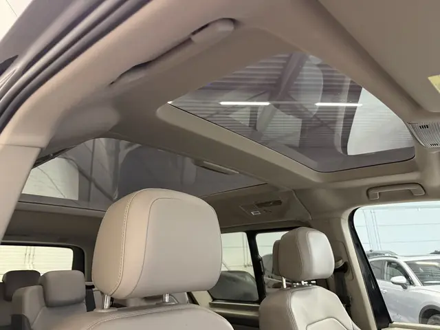 Volkswagen Multivan 1.4 eHybrid L2 Energetic 6p. PANO/TREKHAAK/LEER/MASSAGE+VENTILATIE/SOH 93%/H&K/H...