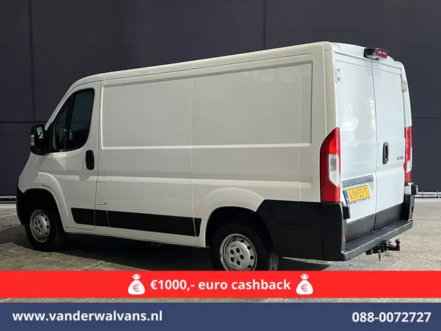Peugeot Boxer 2.2 BlueHDi 120pk L1H1 Euro6 Airco | Camera | Navigatie | Trekhaak | Cruisecontrol Par...