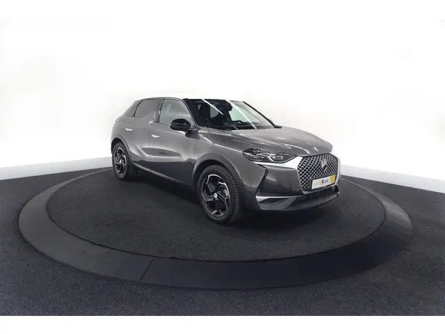DS DS3 Crossback 50 kwh e-Tense So Chic | Camera| Dodehoekdetectie | Head-Up Display | Apple Carplay...