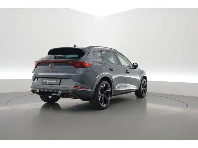 CUPRA Formentor 1.4 e-Hybrid VZ 245pk | Adapt. Cruise | Camera | Apple CarPlay | Keyless | Navi | 19...