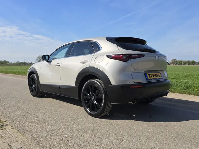 Mazda CX-30 2.5 e-SkyActiv-G Homura - 150 Pk - Mild Hybrid - ParkeerCamera - Stoelverwarming - Navi