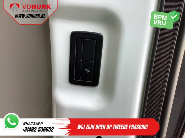 Ford E-Transit Custom