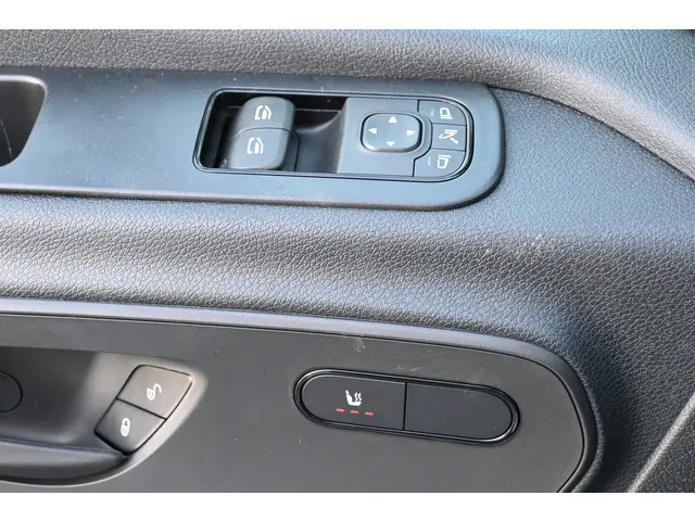 Mercedes-Benz eSprinter