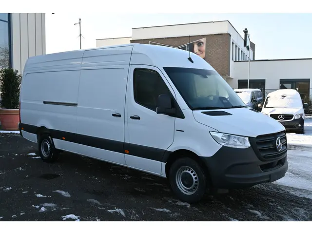Mercedes-Benz eSprinter