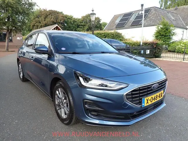 Ford Focus 1.0 EcoBoost Hybrid / CAMERA / TREKHAAK / STOEL + STUURVERWARMING