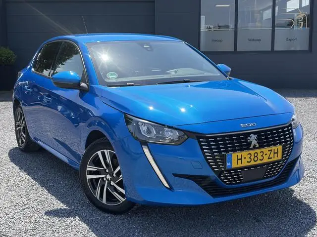 Peugeot 208 1.2 PureTech Allure Carplay,Camera,6 Bak,Stoelverw-Koeling,D-riem vv in 2025,Pdc,Clima,C...