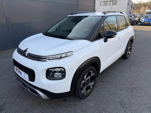 Citroën C3 Aircross 110pk Shine (Camera - Keyless Entry - HiFi - Parkeersensoren V+A - 17"incl 4S -...