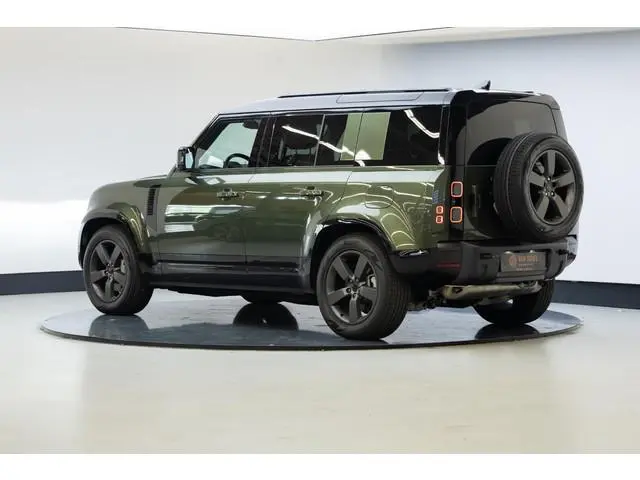 Land Rover Defender 110 2.0 P300e 110 X-Dynamic HSE | Facelift | Trekhaak | Panorama |