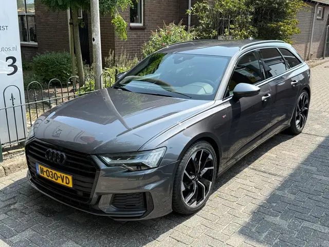 Audi A6 Avant 40 TFSI S edition Airco-Ecc/Navi/S-Line/Trekhaak/Nieuw Type