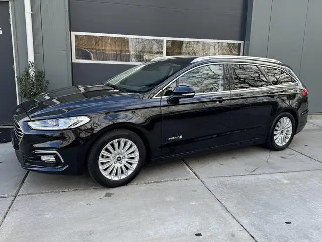 Ford Mondeo Wagon 2.0 140pk IVCT HEV Titanium Automaat Navigatie Trekhaak Assistentie pakket
