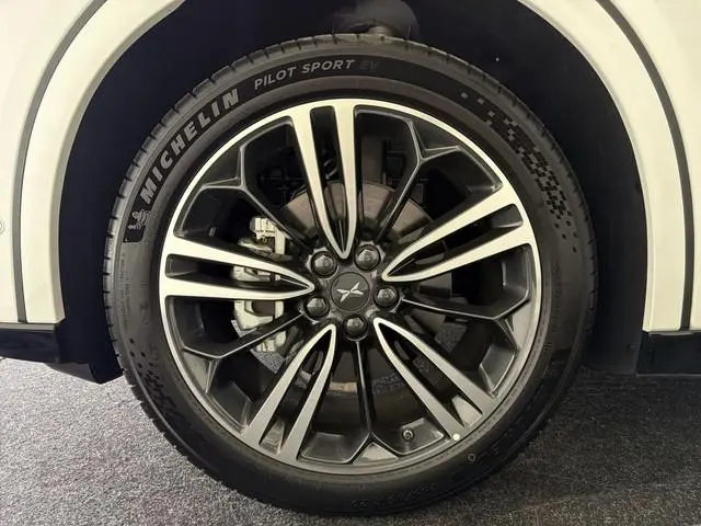XPENG G6