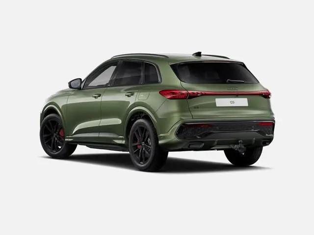 Audi Q5 2.0 TFSI e-hybrid quattro S edition Competition 367 PK · Trekhaak elek. wegklapbaar · Winter...