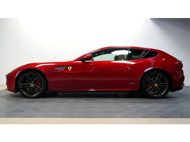 Ferrari FF
