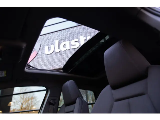 Audi Q4 e-tron 40 Launch edition Advanced Plus 77 kWh , Panoramadak, Adap. cruise, Sfeerverlichting