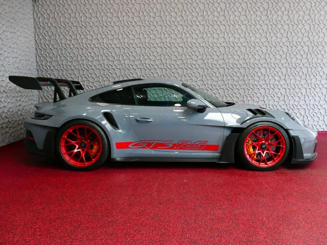 Porsche 911 Porsche 992 GT3 RS – Arctic Grey |  Sammlerfahrzeug | Nur 2.099 km Preis inkl. MwSt