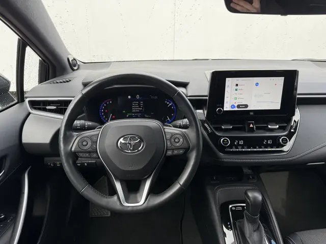 Toyota Corolla Touring Sports