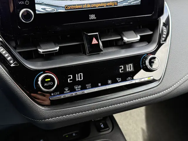 Toyota Corolla Touring Sports