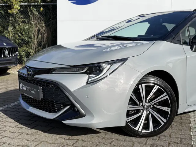 Toyota Corolla Touring Sports