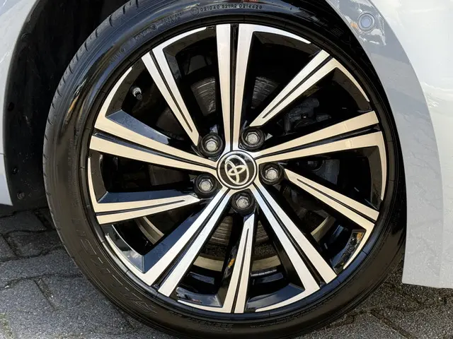 Toyota Corolla Touring Sports