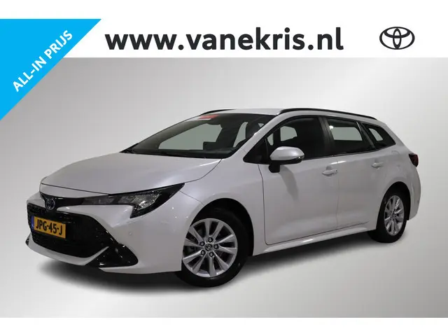 Toyota Corolla Hybrid 140 Dynamic, Parkeersensoren , Stuur en stoelverwarming, Camera, Sensoren, Apple Carplay / Android Auto, Keyless!