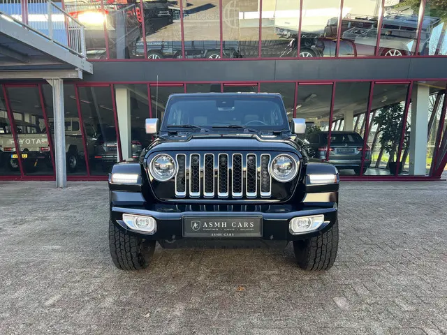 Jeep Wrangler Unlimited 4xe 380 Sahara | Irmscher | Cross | Camera voor |