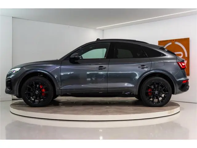 Audi Q5 Sportback 55 TFSI e S Edition 367PK | Pano | Trekhaak | Stoel&Stuurverw. | Carplay | 12 MND...