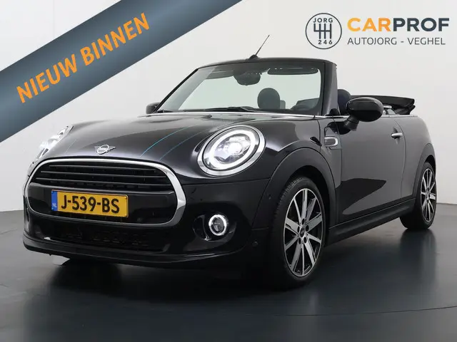 MINI Mini Cabrio 1.5 Cooper Sidewalk Edition Leder |  Automaat | Navigatie | Camera | Cabriolet