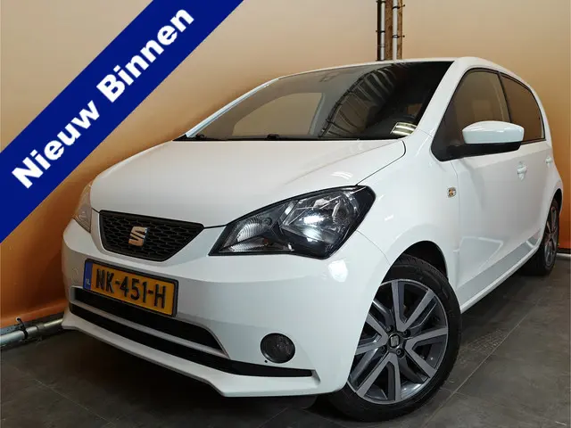 SEAT Mii 1.0 Sport Connect 16 inch LMV | getinte ramen pdc | bluetooth