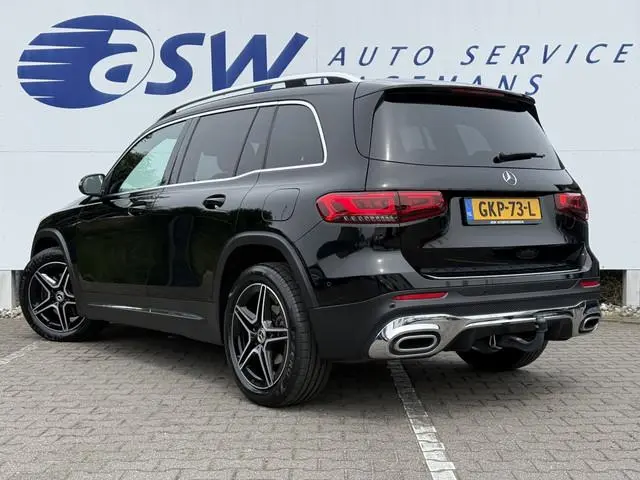 Mercedes-Benz GLB 200 Business Solution AMG | Trekhaak | Ambient Light | MBUX | 19 inch