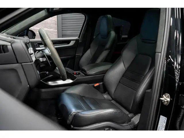 Porsche Cayenne Coupé 3.0 E-Hybrid *Sport-Design / BOSE / Stoelventilatie / Rear Seat Entertainment...