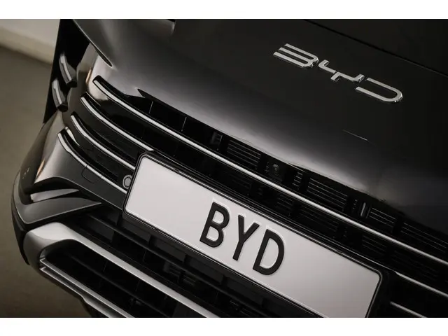 BYD SEAL U