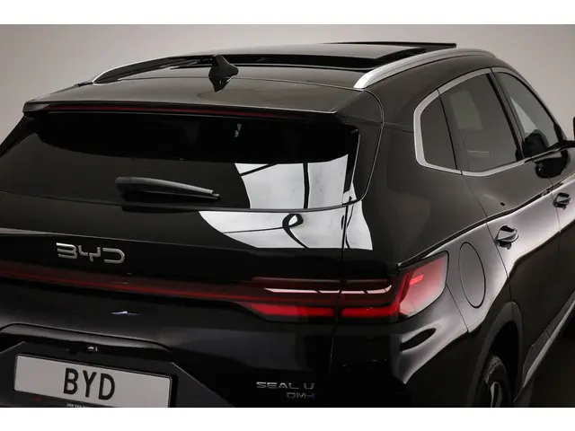 BYD SEAL U