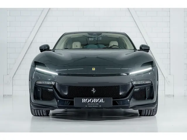 Ferrari Purosangue