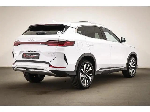 BYD SEAL U